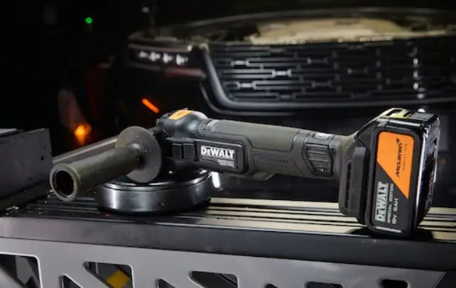 DeWalt McLaren Akku-Winkelschleifer 125mm DCG45MP2T