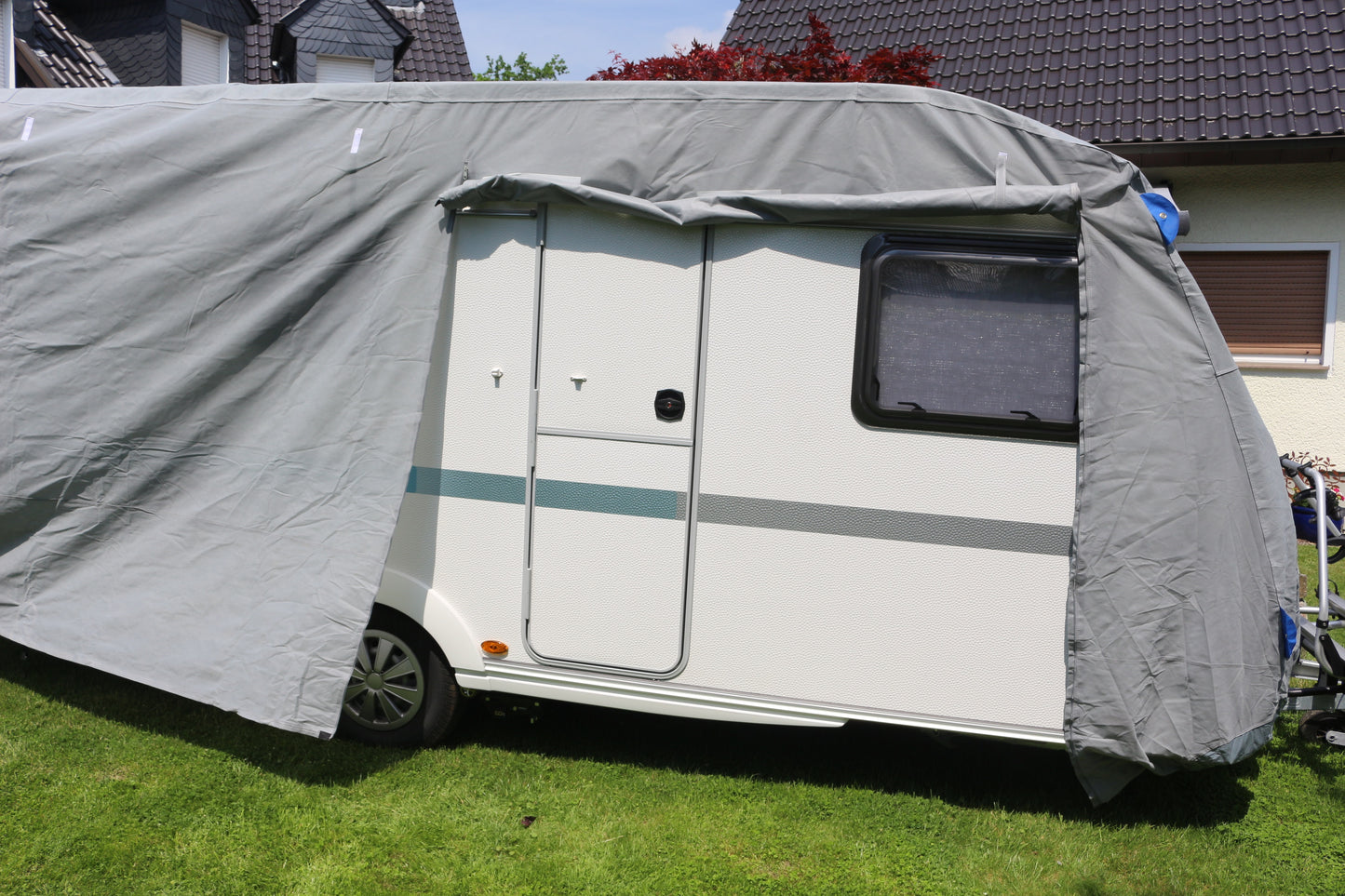 HC Outdoor Wohnwagen Abdeckplane Größe L 610 x 250 x 220 cm