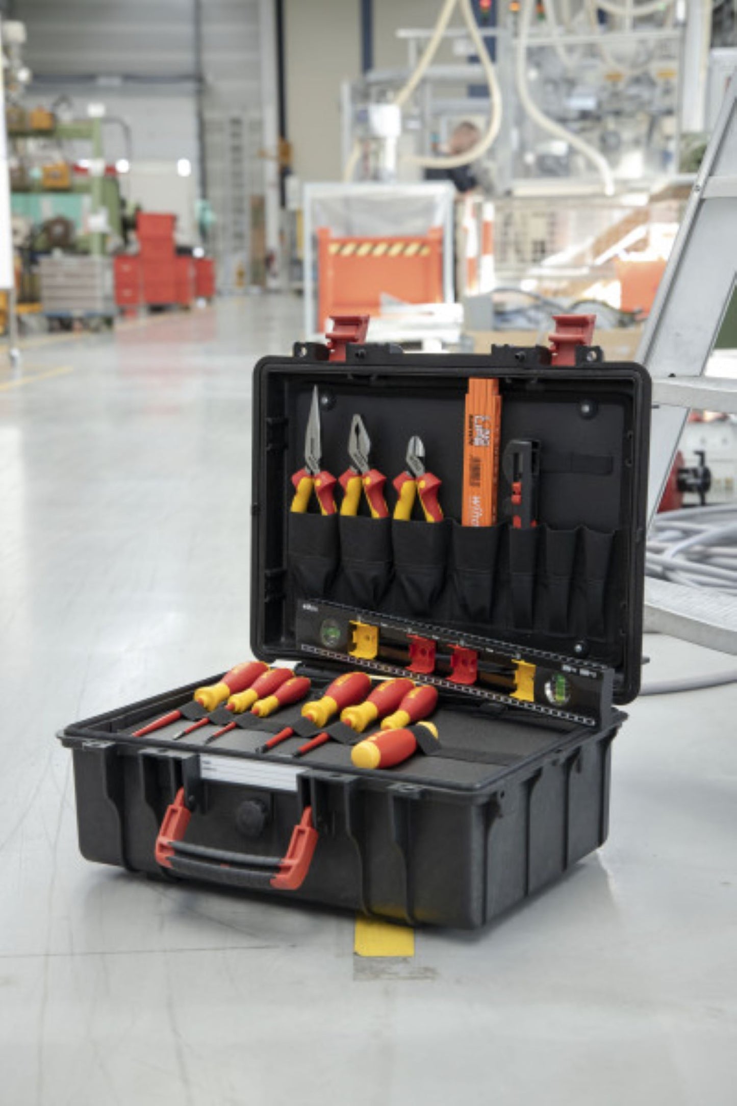 Wiha Werkzeugkoffer Tool Case Basic Set L electric 18 tlg. - 45530